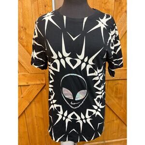 The Nike Tee Men's Small Alien Swoosh GUC Black White Silver